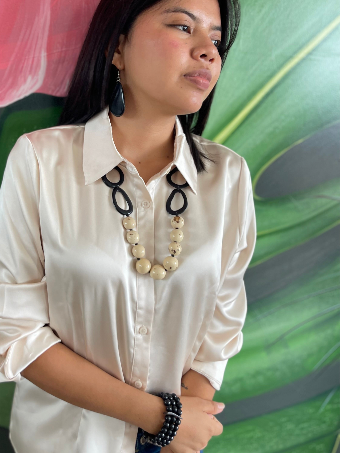 TRIN TAGUA NECKLACE