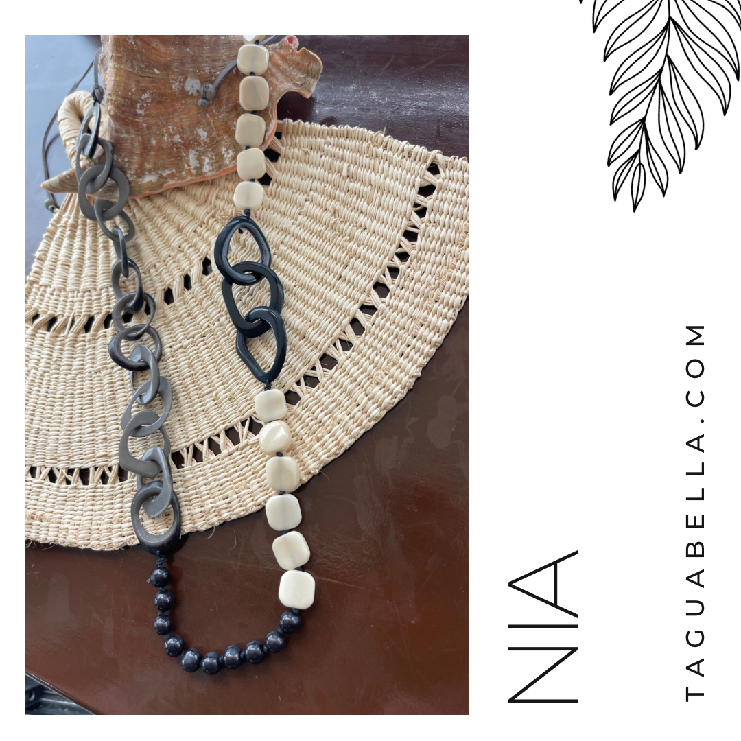 NIA NECKLACE