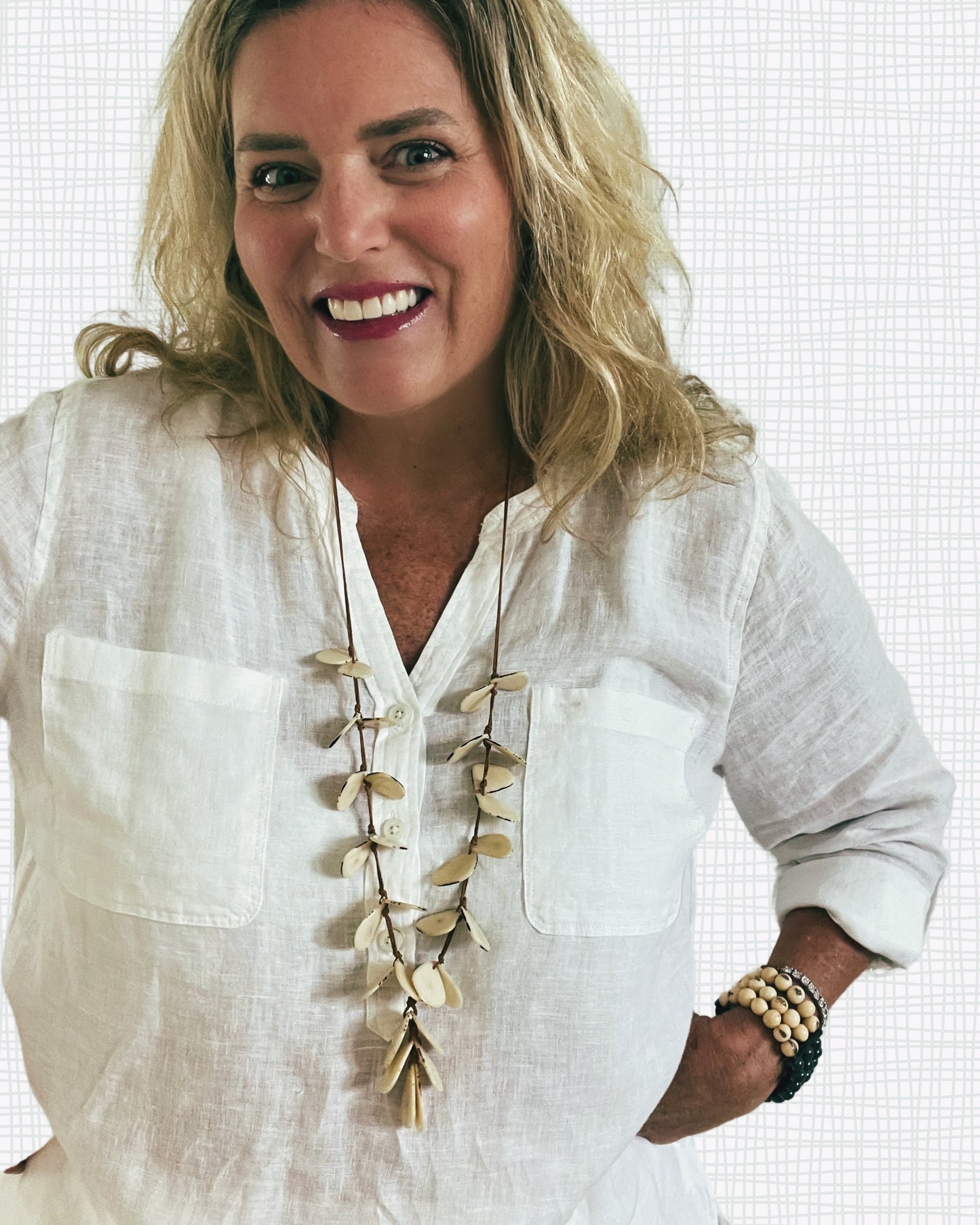 LAQUETA TAGUA NECKLACE