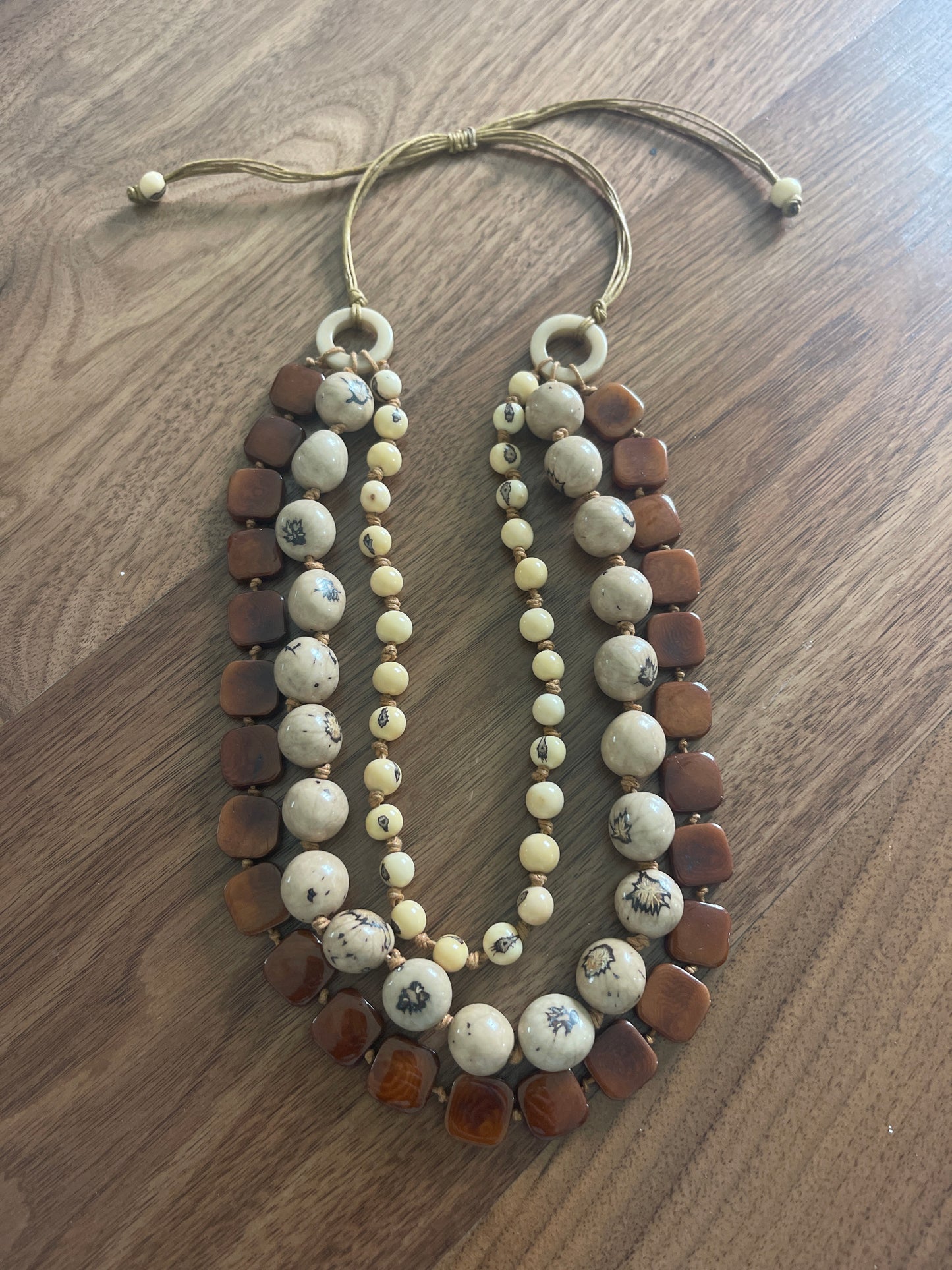 JANA TAGUA NECKLACE