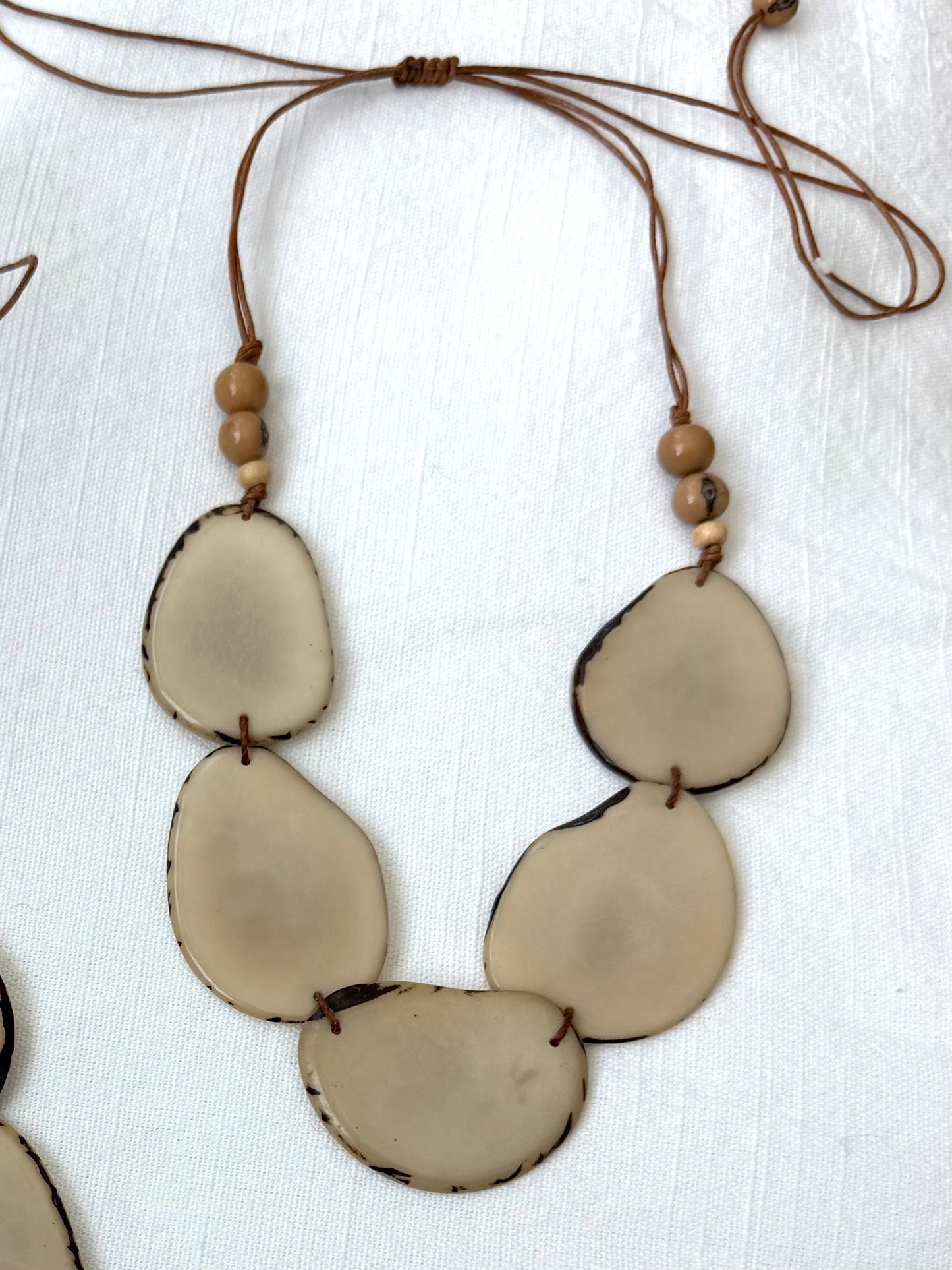 AMY NECKLACE