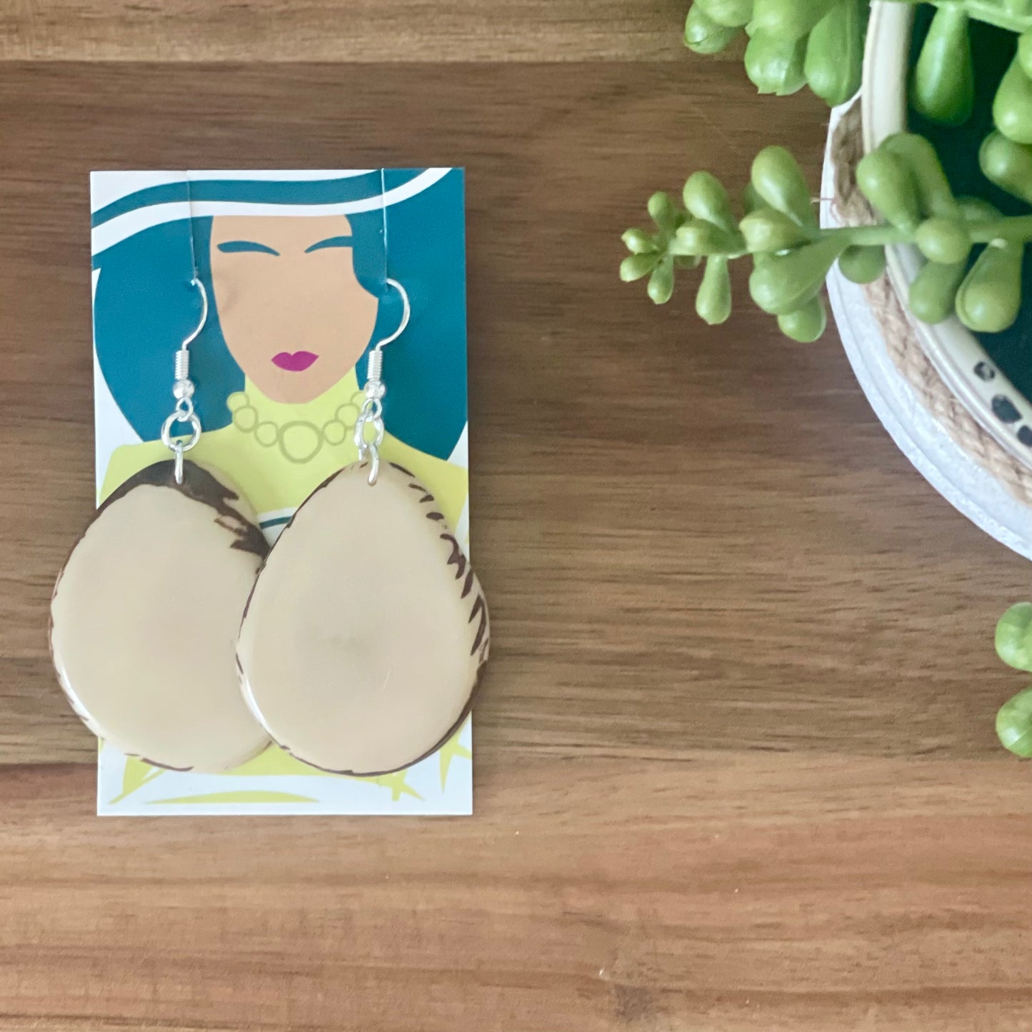 AMY TAGUA EARRINGS