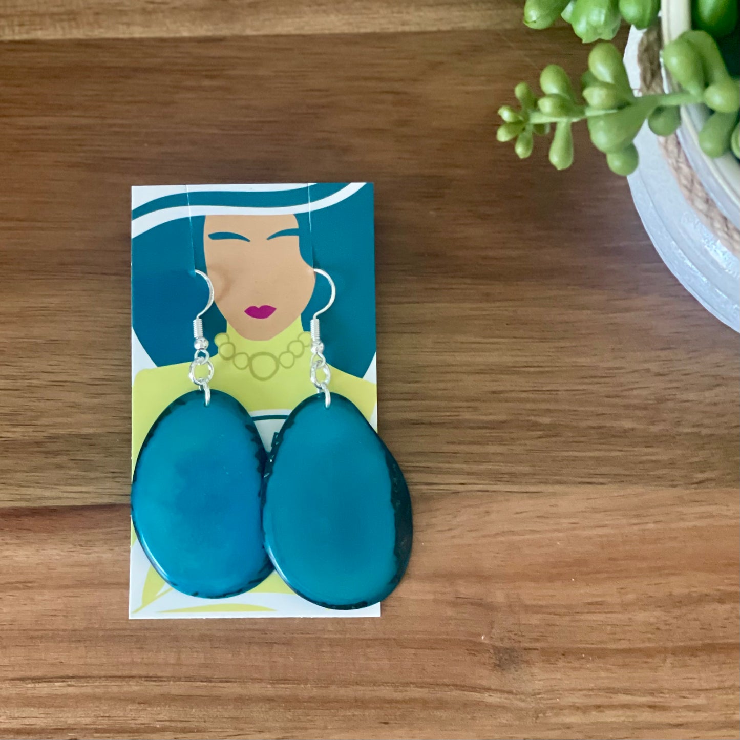 AMY TAGUA EARRINGS
