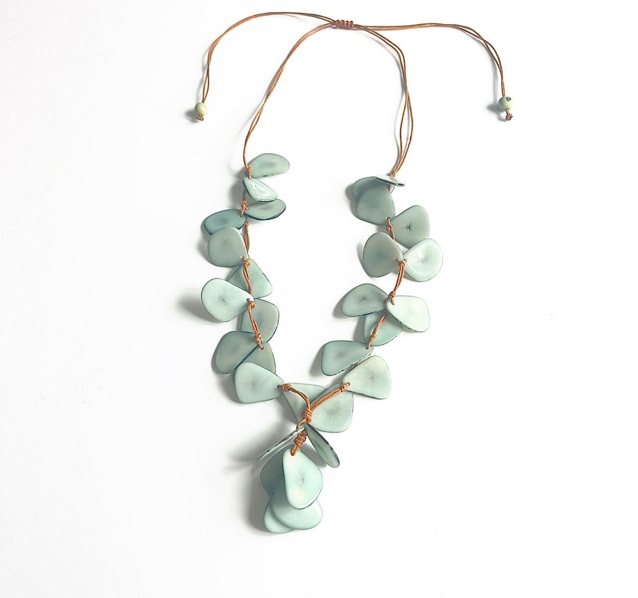 LAQUETA TAGUA NECKLACE