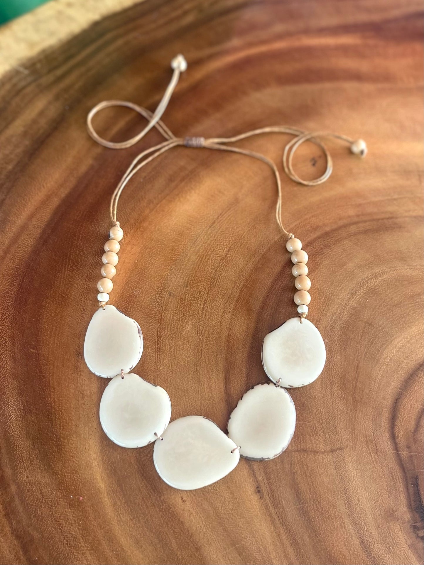 AMY NECKLACE