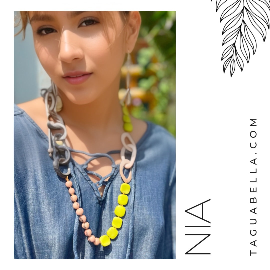 NIA NECKLACE