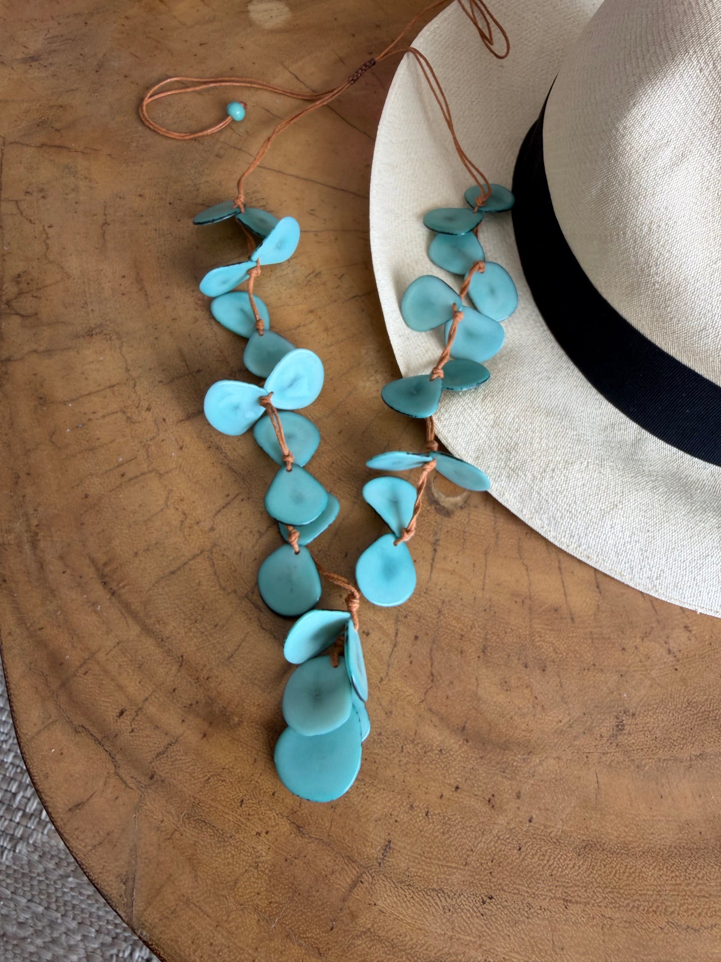 LAQUETA NECKLACE