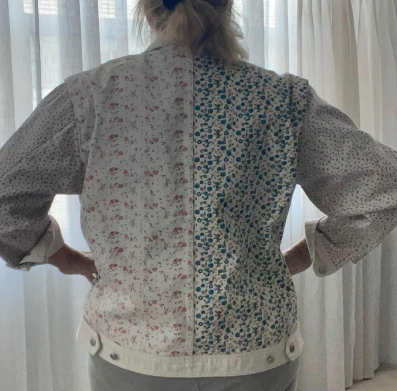 Jacket flowers mixed media XL