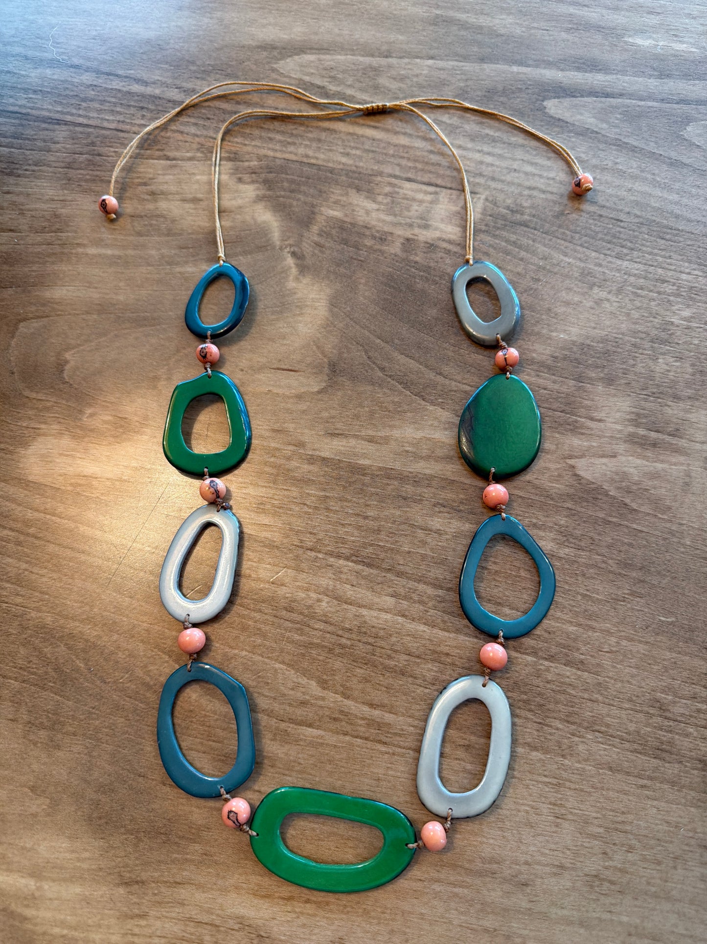 CHLOE NECKLACE