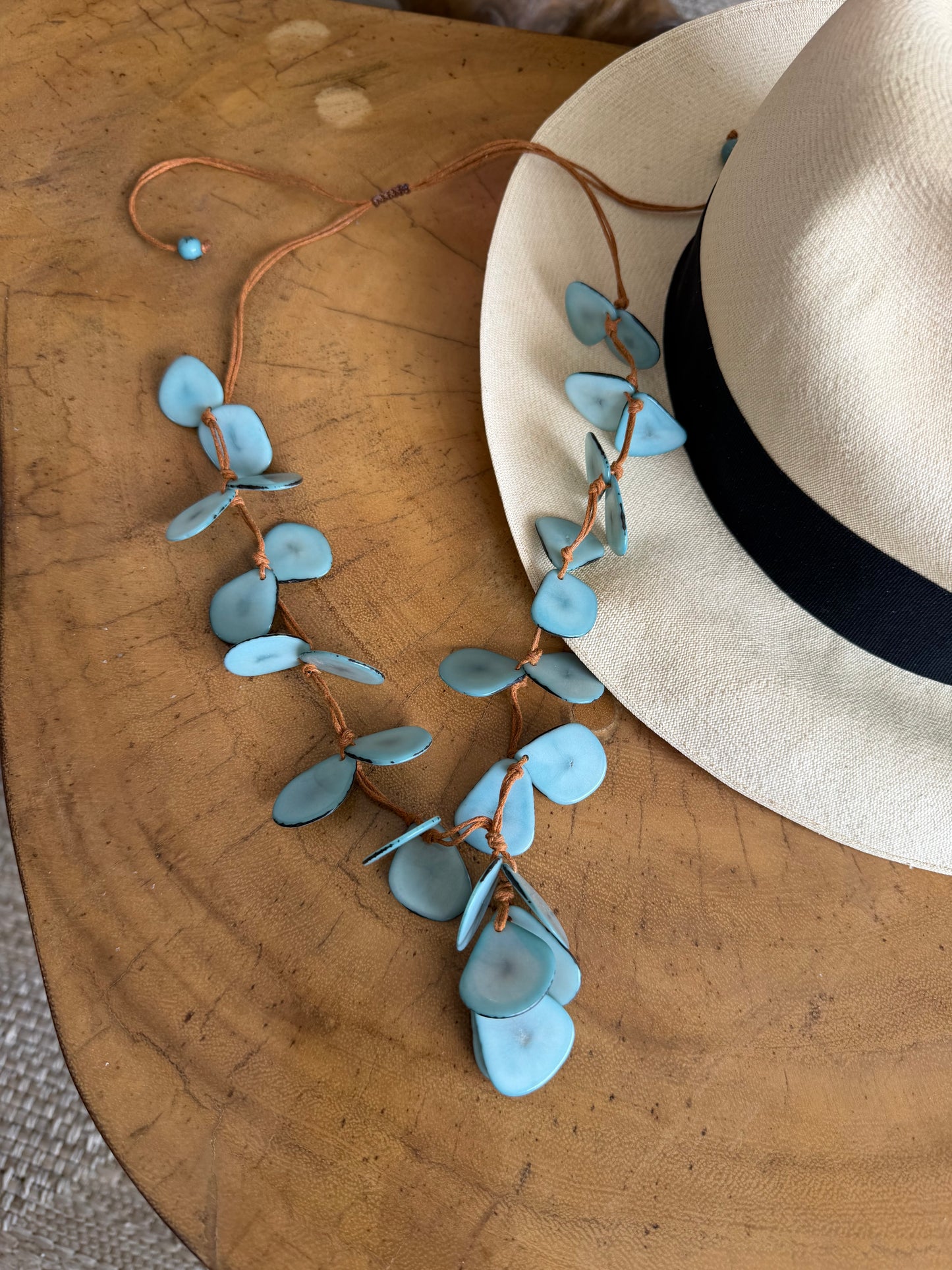LAQUETA NECKLACE