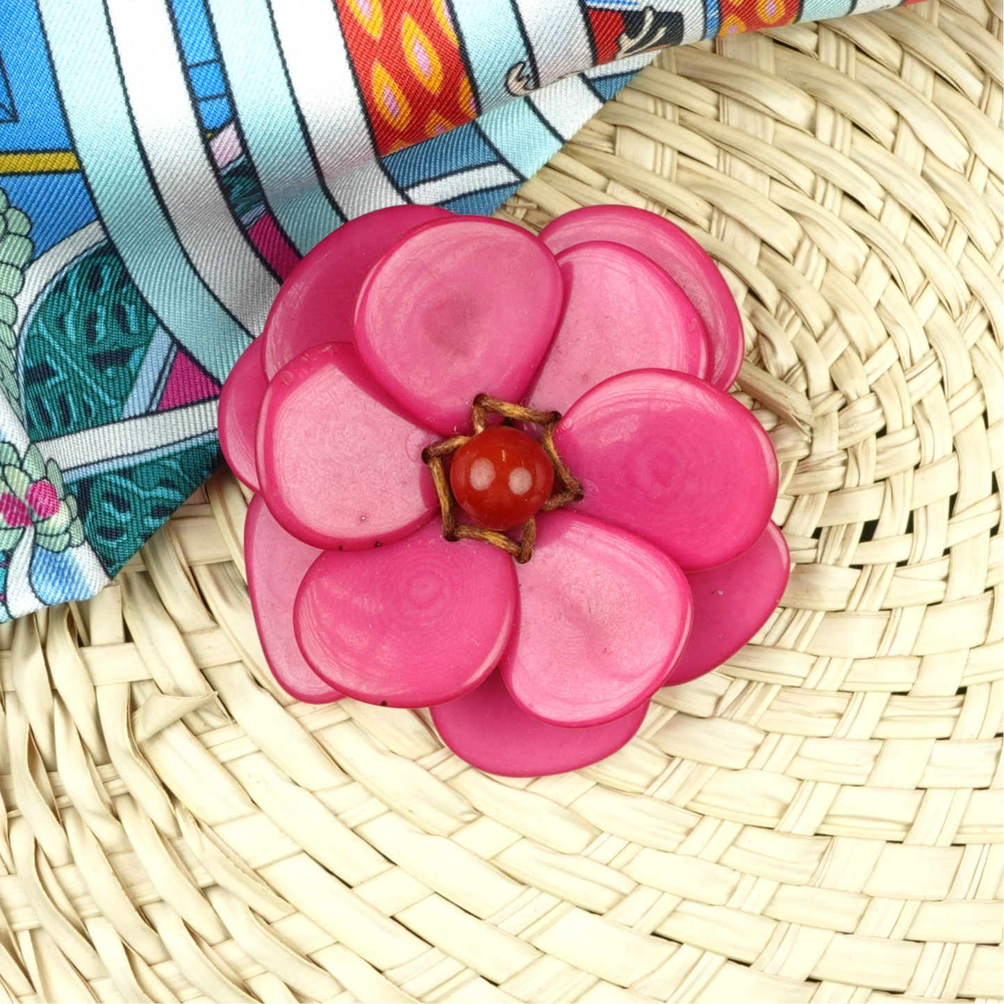 FLOWER TAGUA PIN BROOCH