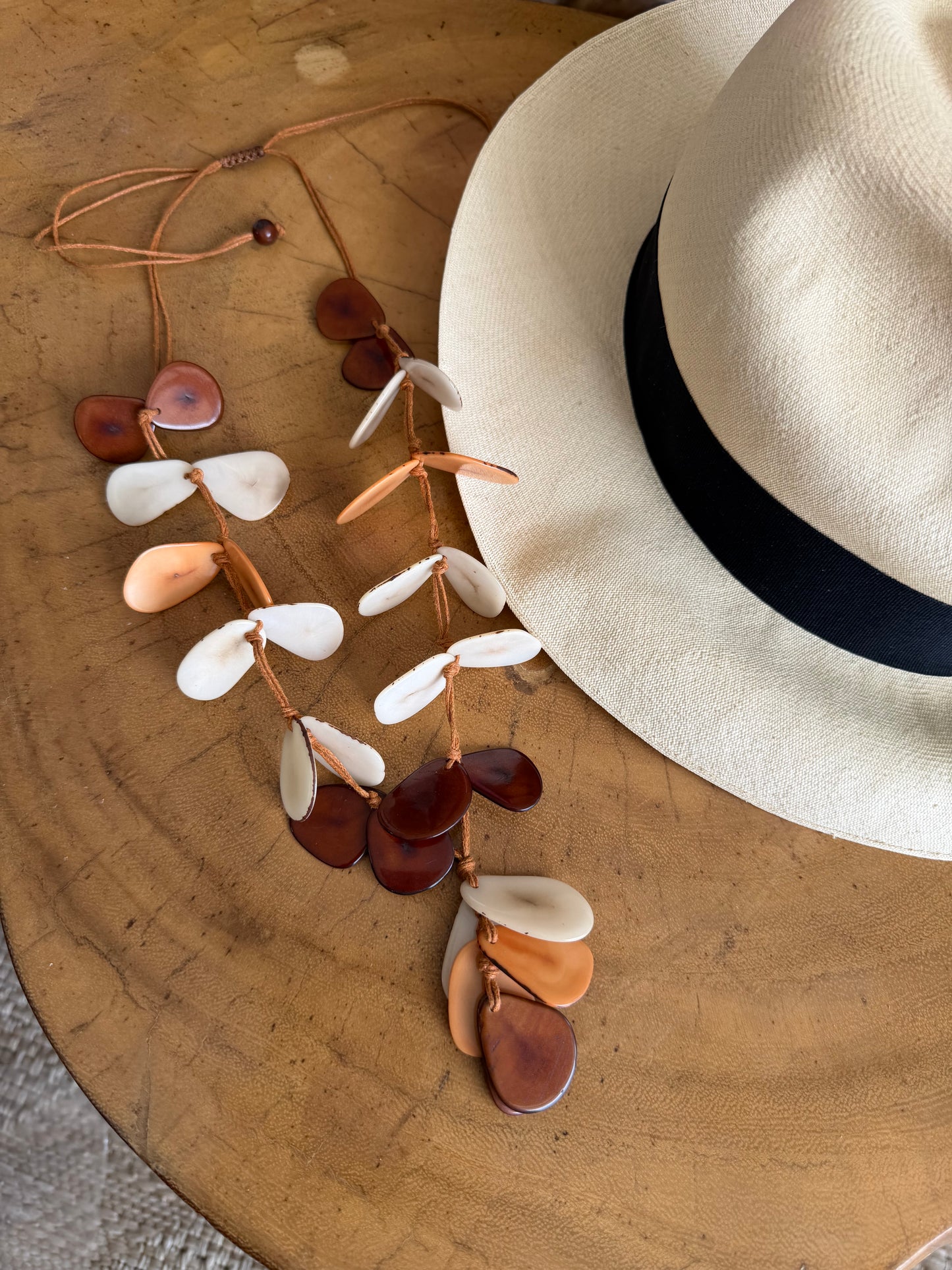 LAQUETA NECKLACE