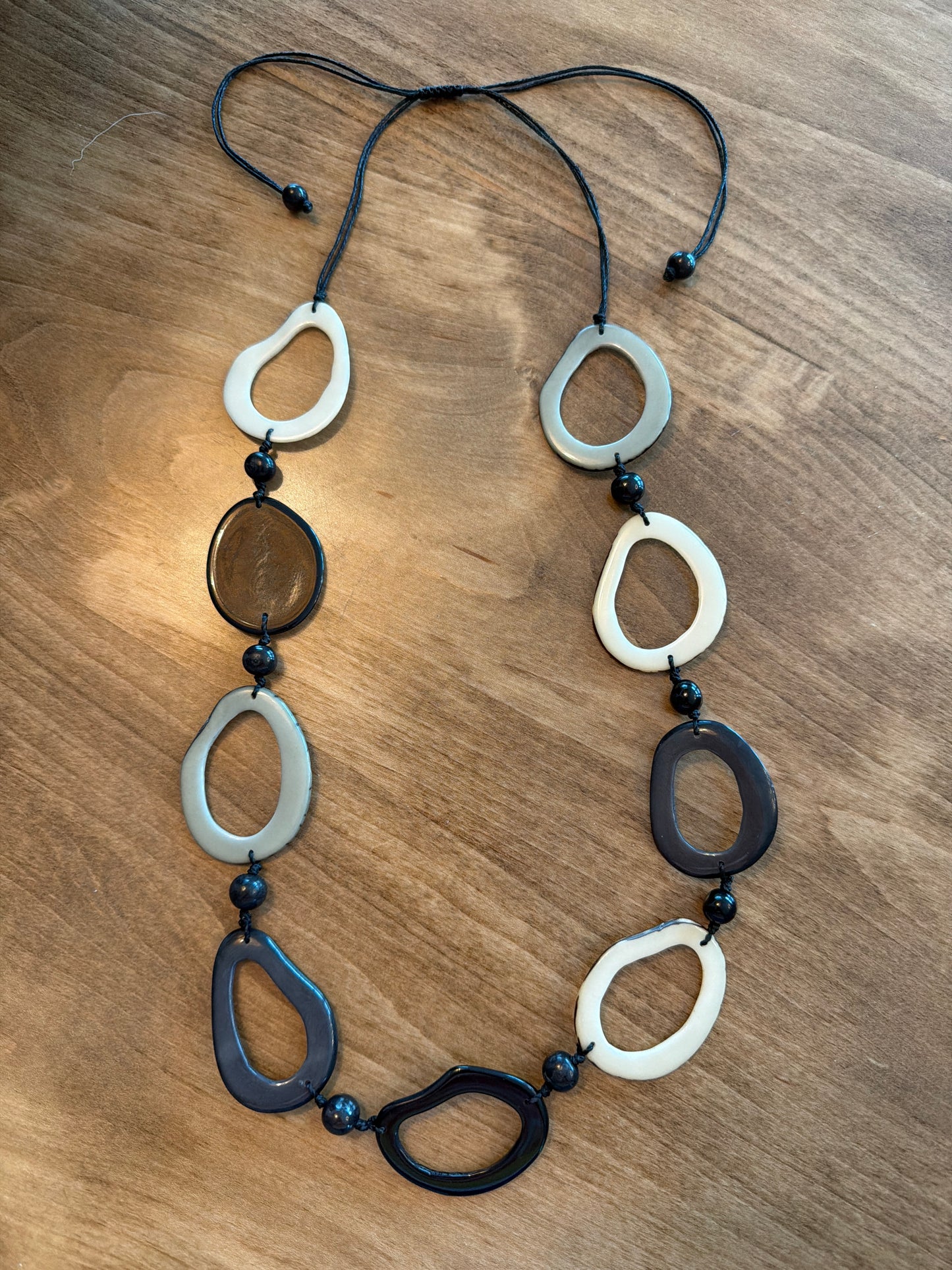 CHLOE NECKLACE