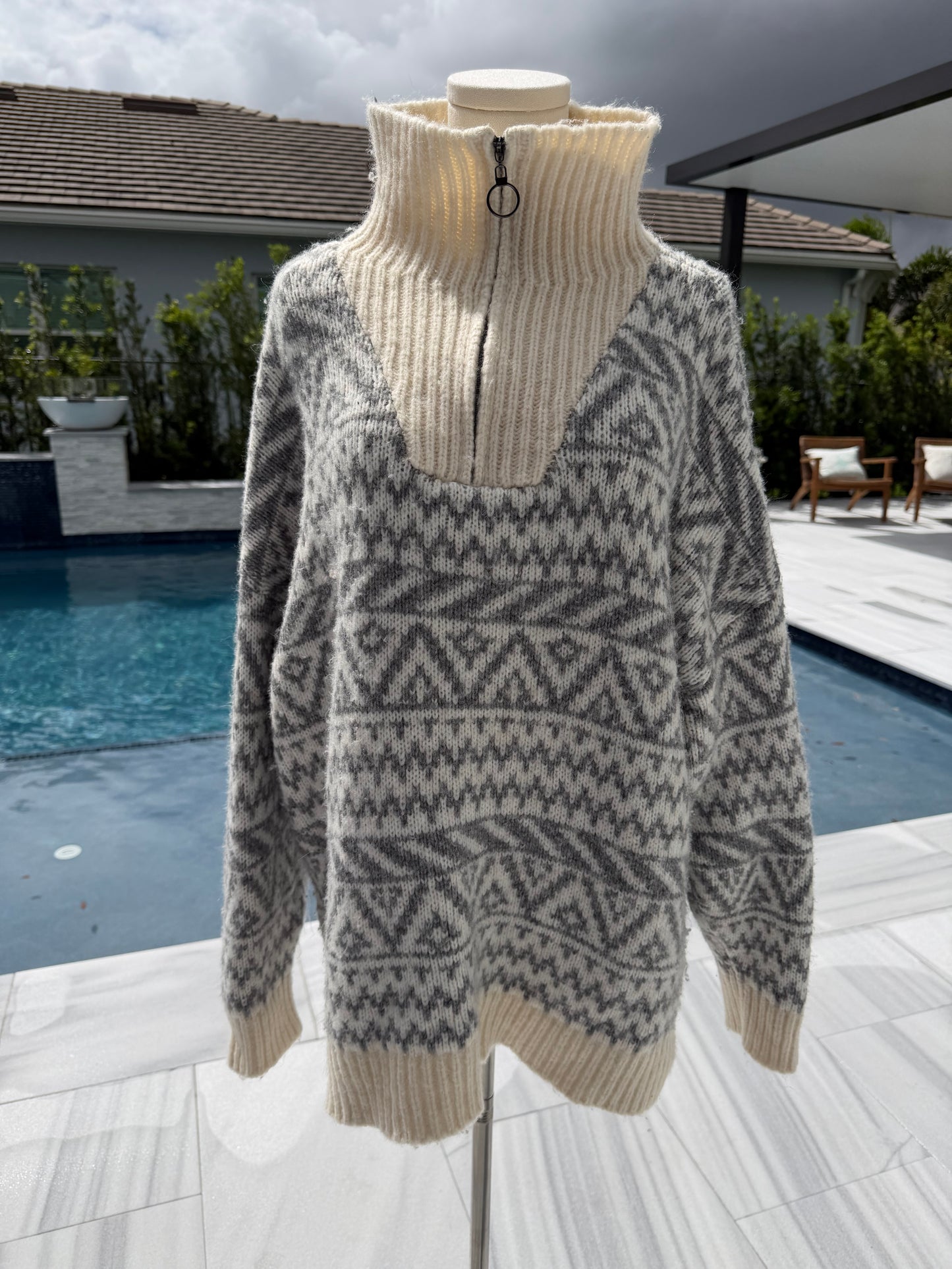 aerie Sweater large