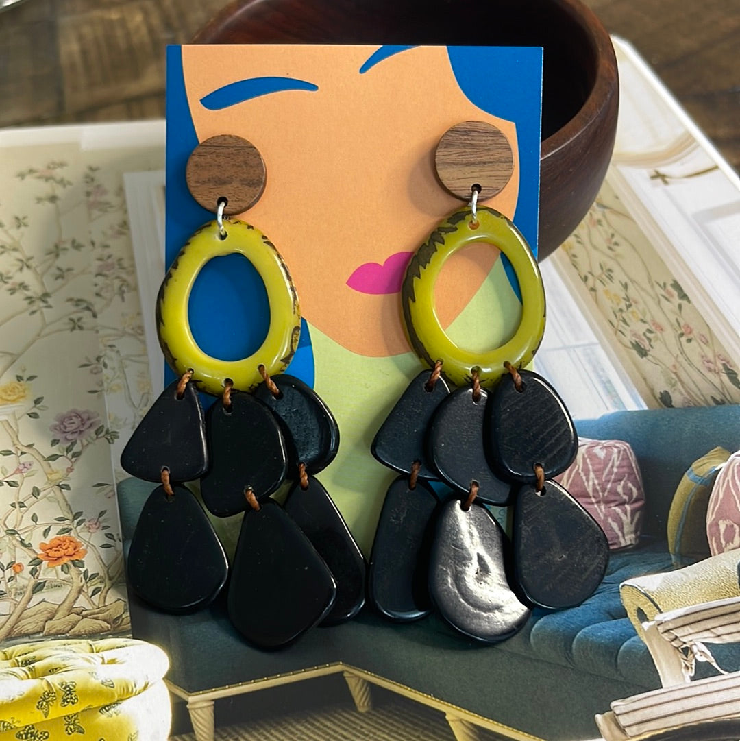 VEDA TAGUA EARRINGS