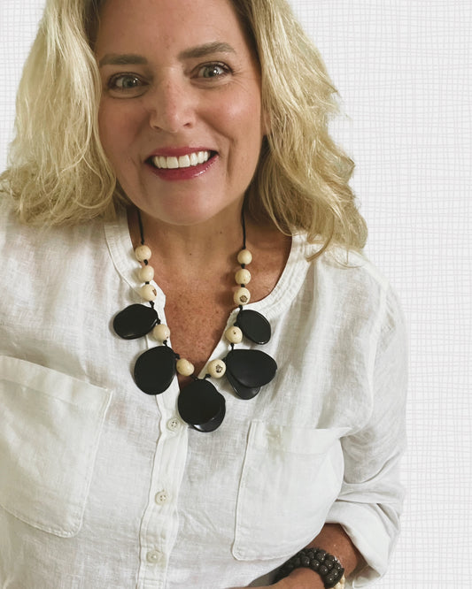 JENI NECKLACE