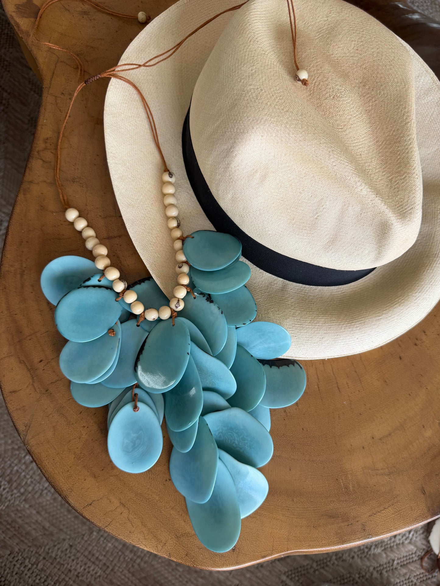 SIRENA TAGUA NECKLACE