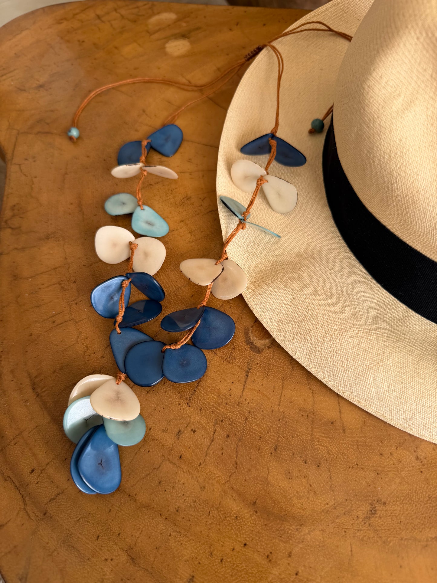 LAQUETA NECKLACE