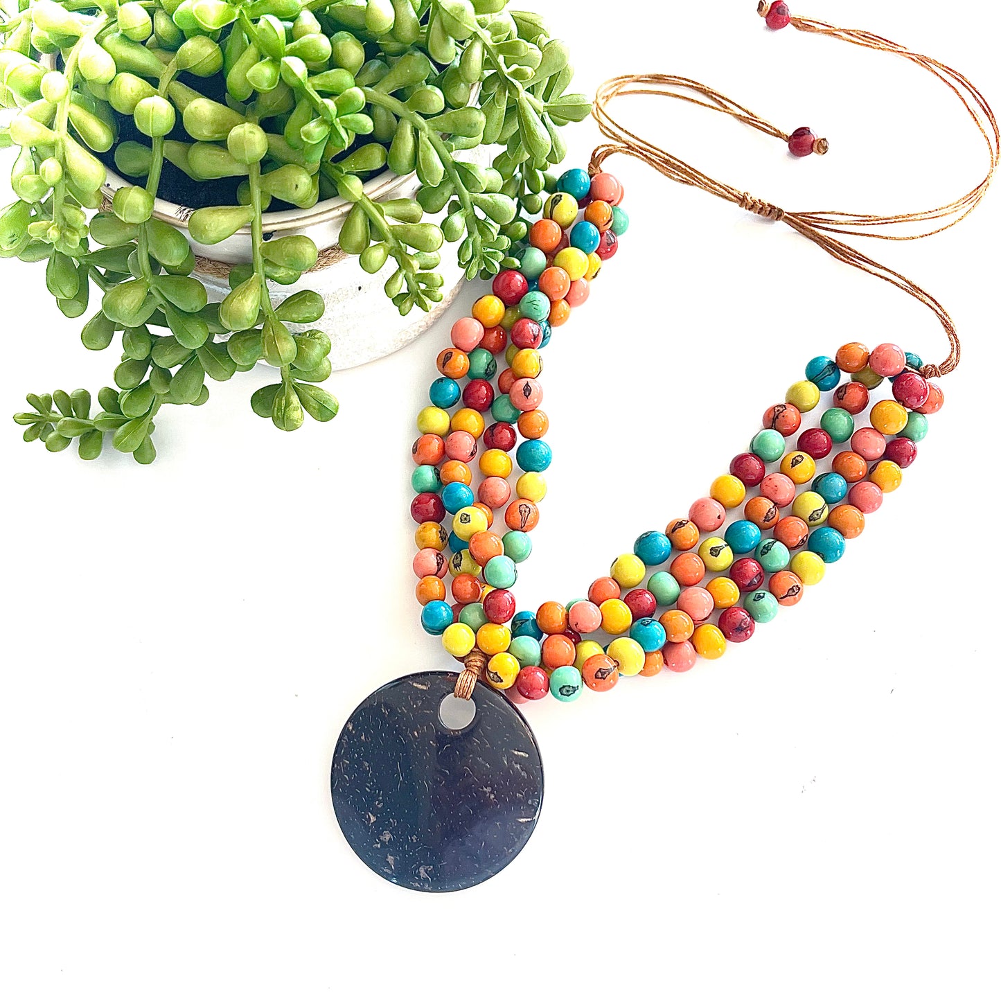 CYNDI ACAI NECKLACE RAINBOW