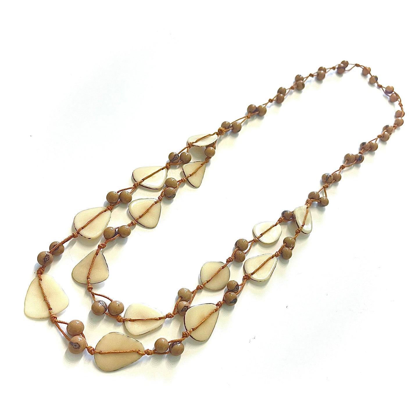 LYSS TAGUA NECKLACE