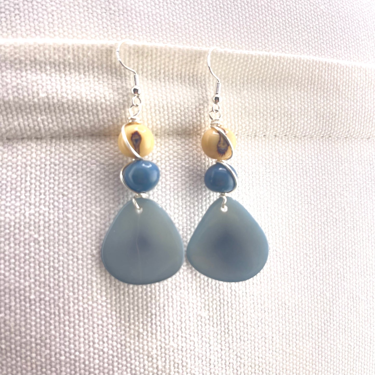 LOLA TAGUA EARRINGS