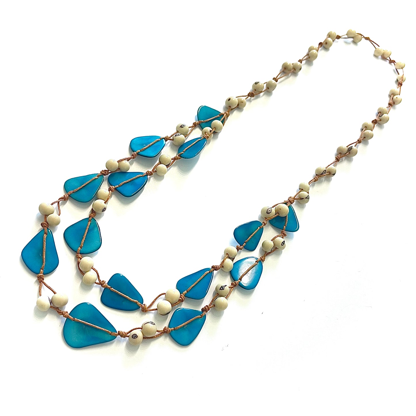 LYSS TAGUA NECKLACE