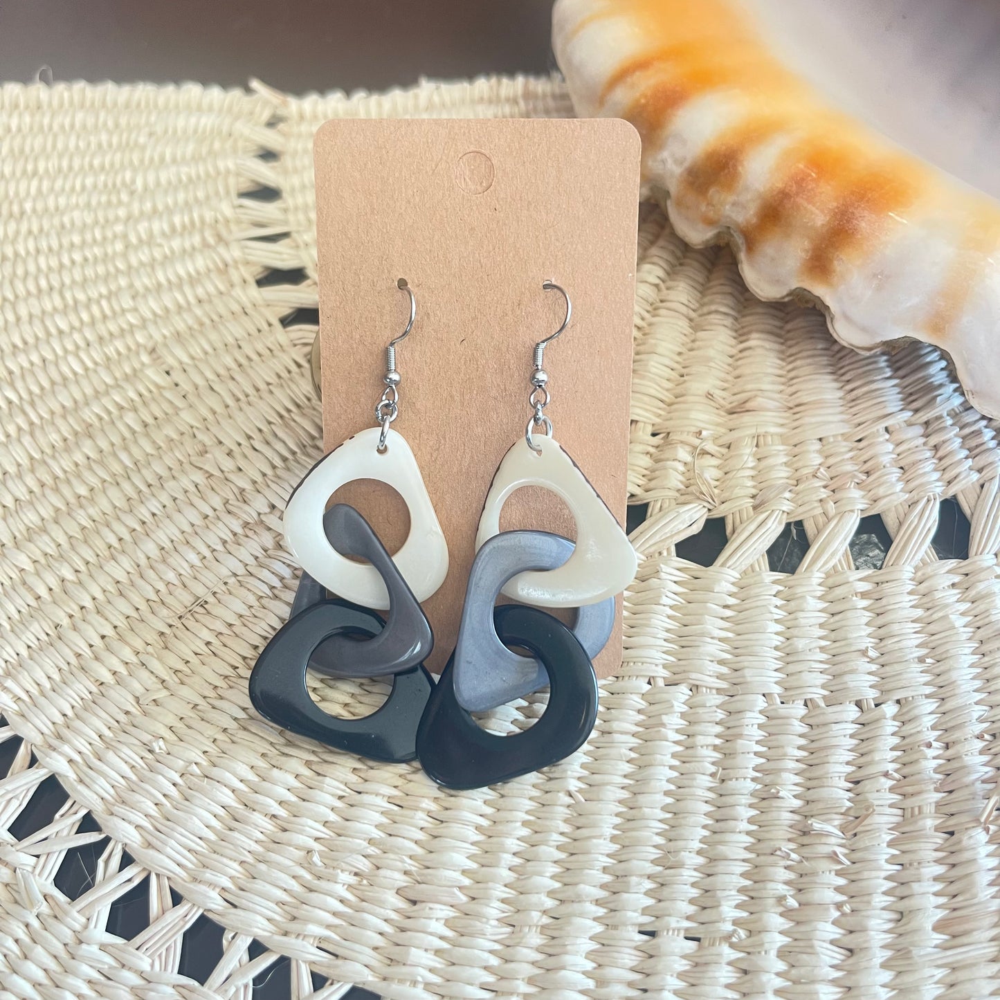 KATEY TAGUA EARRINGS