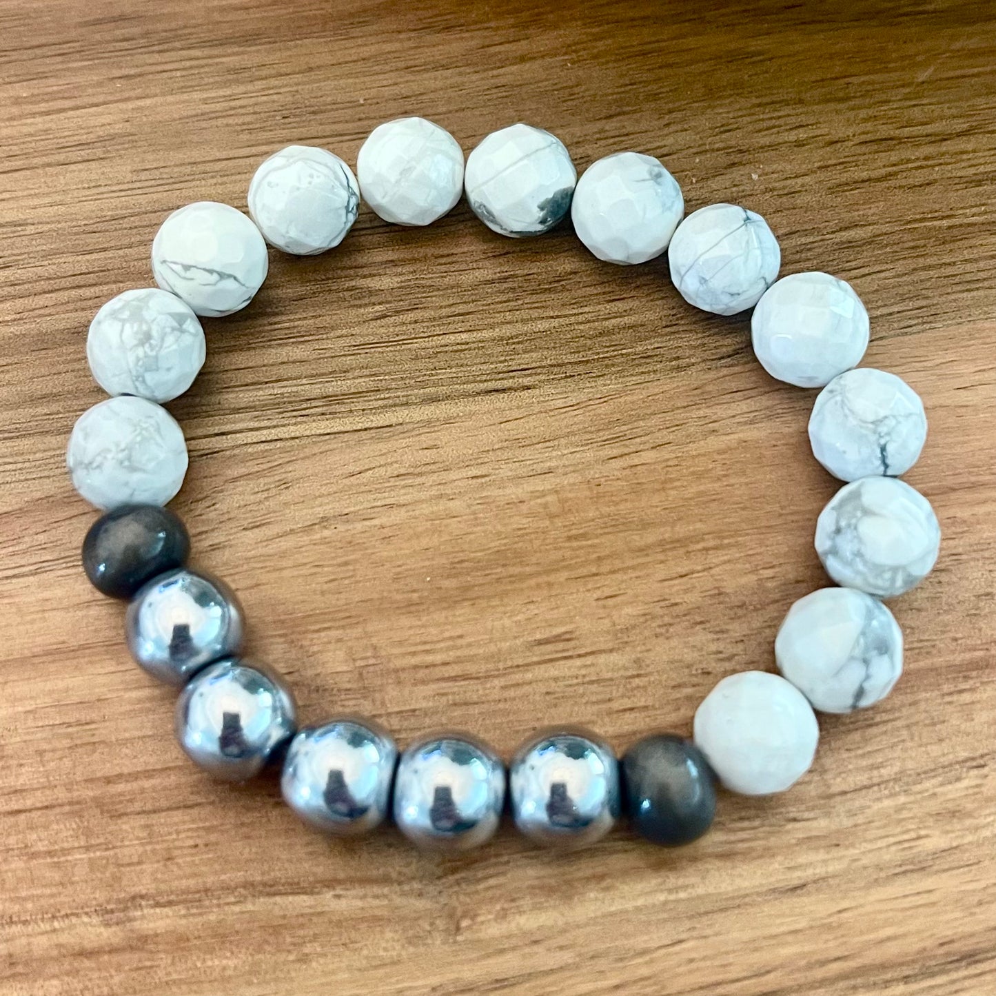 GEMSTONE HOWLITE