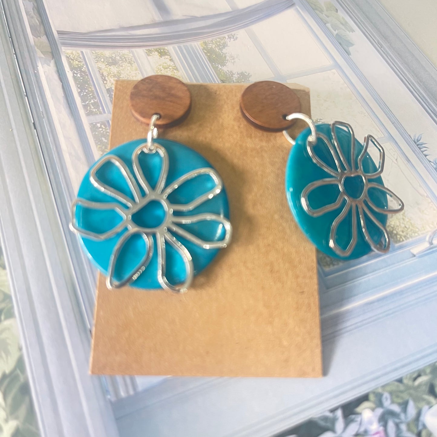 GRACE TAGUA EARRINGS