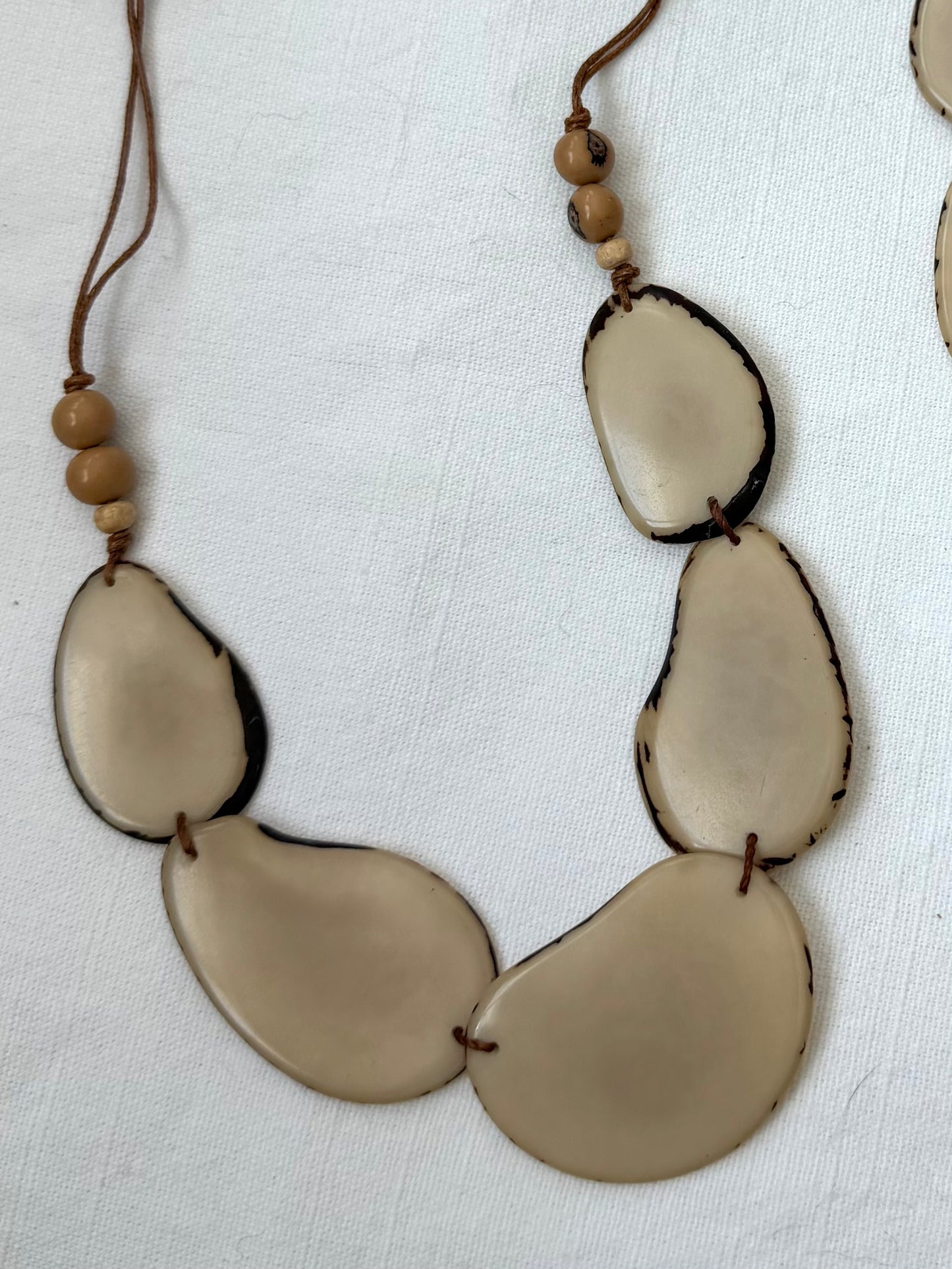 AMY NECKLACE