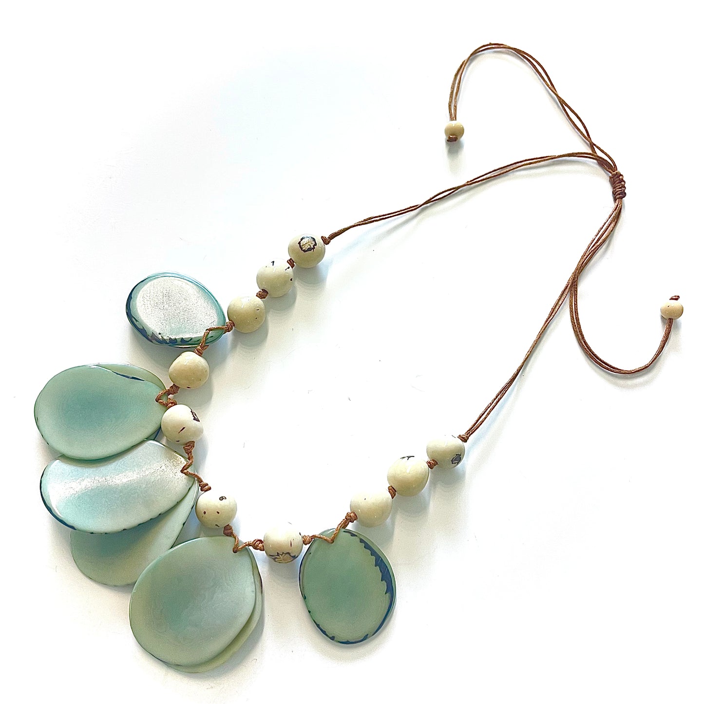 JENI TAGUA NECKLACE