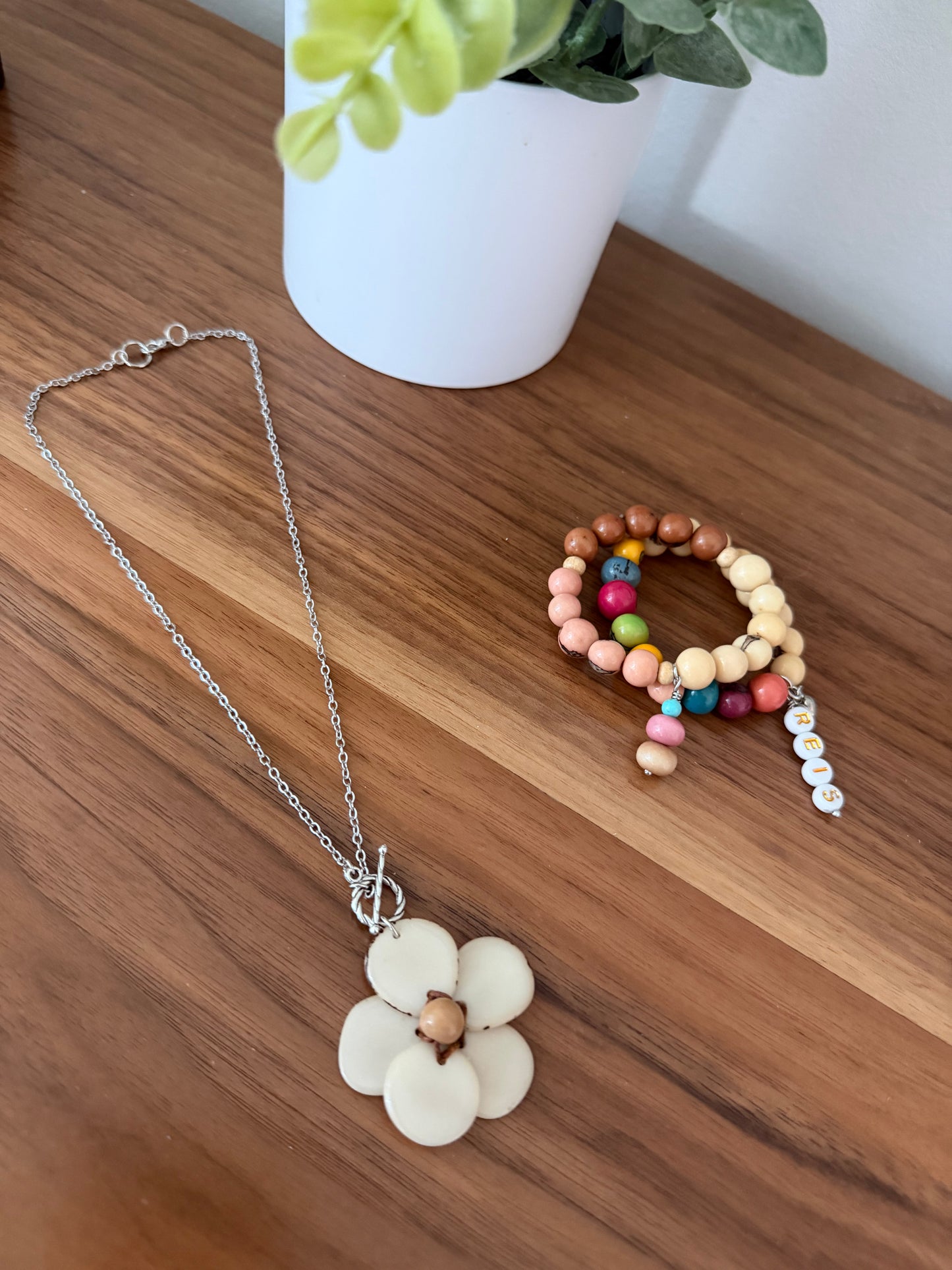 MOM & ME NECKLACE