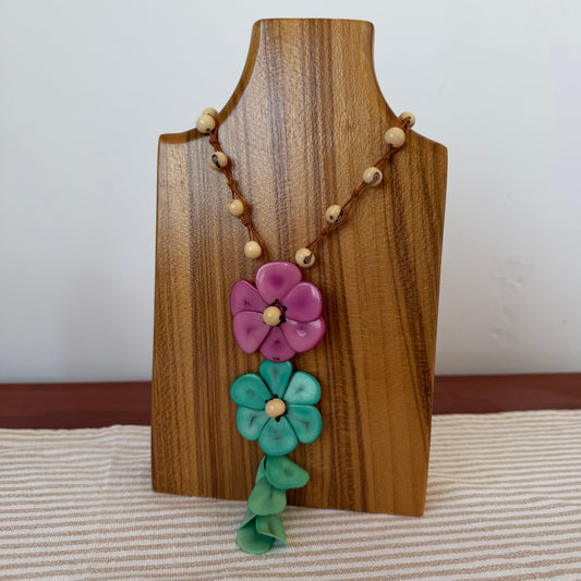 BETTY FLOWER NECKLACE