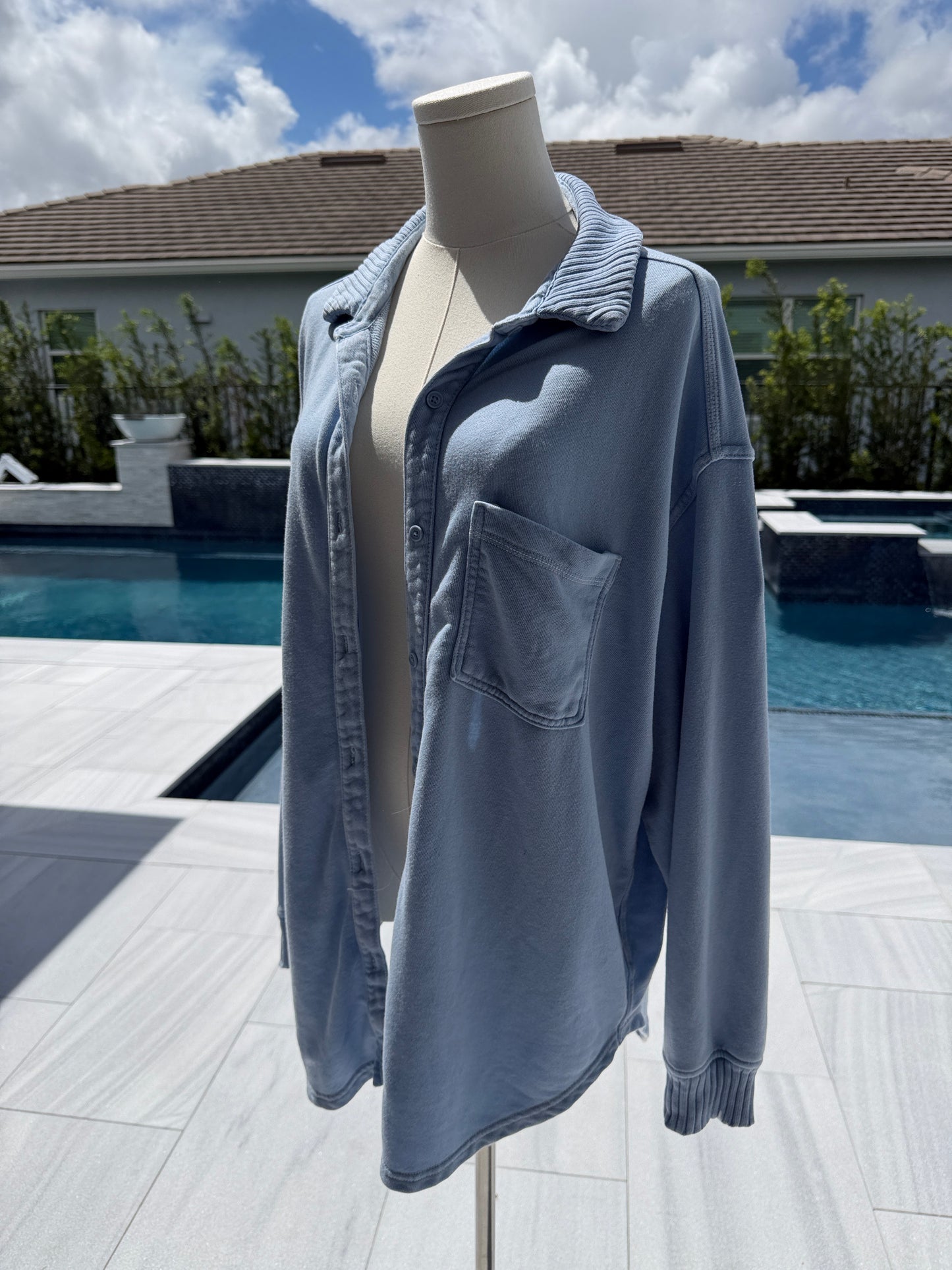 aerie Shacket medium