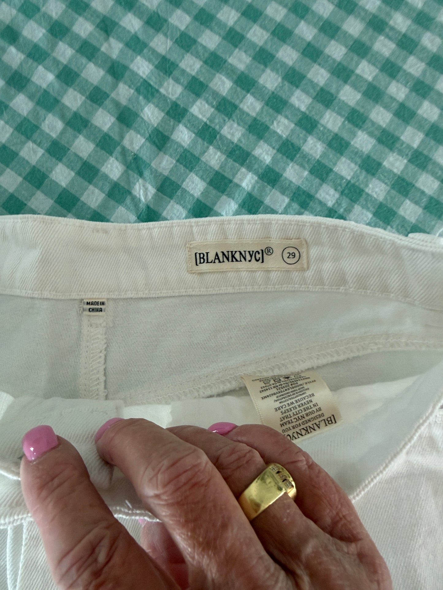 White Shorts Lace 29