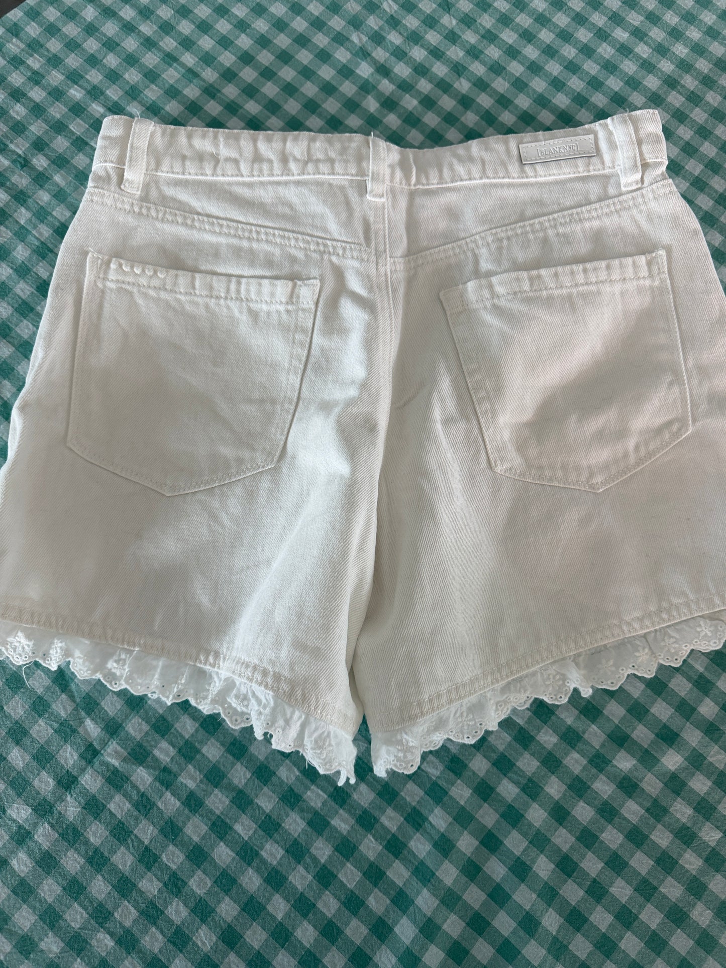 White Shorts Lace 29