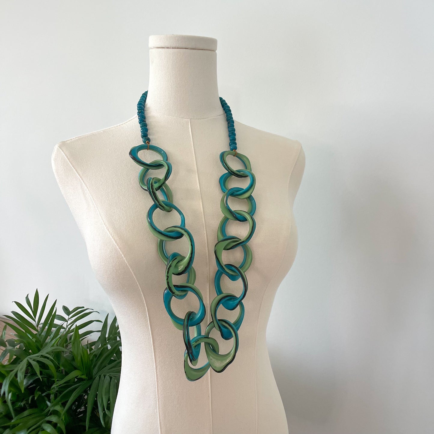 ESME TAGUA NECKLACE