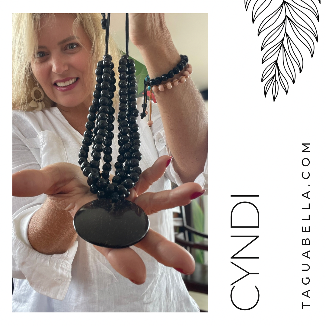 CYNDI ACAI NECKLACE