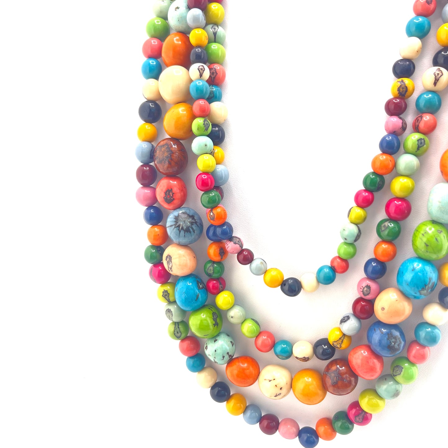 ROSARIO RAINBOW ACAI NECKLACE