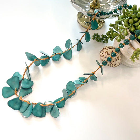 JAYNE TAGUA NECKLACE