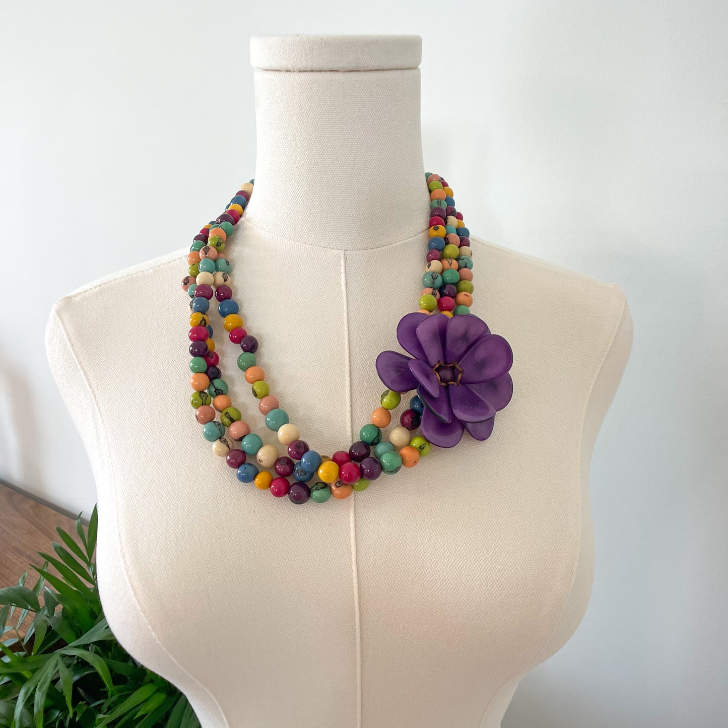 DAISY MAE RAINBOW TAGUA NECKLACE