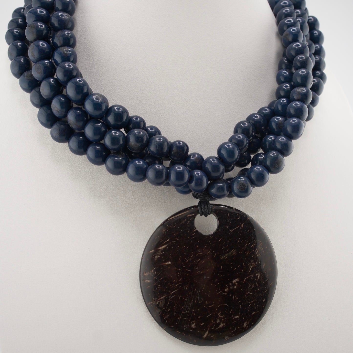 CYNDI ACAI NECKLACE