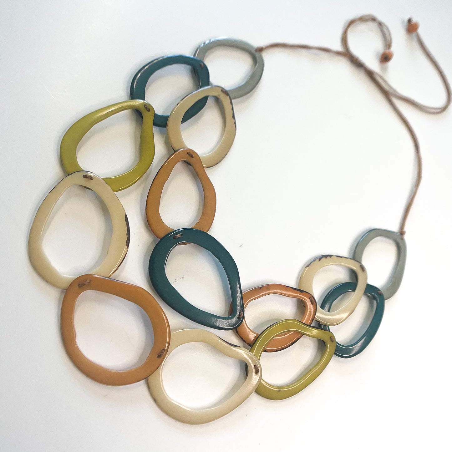 MIM EARTH TAGUA NECKLACE