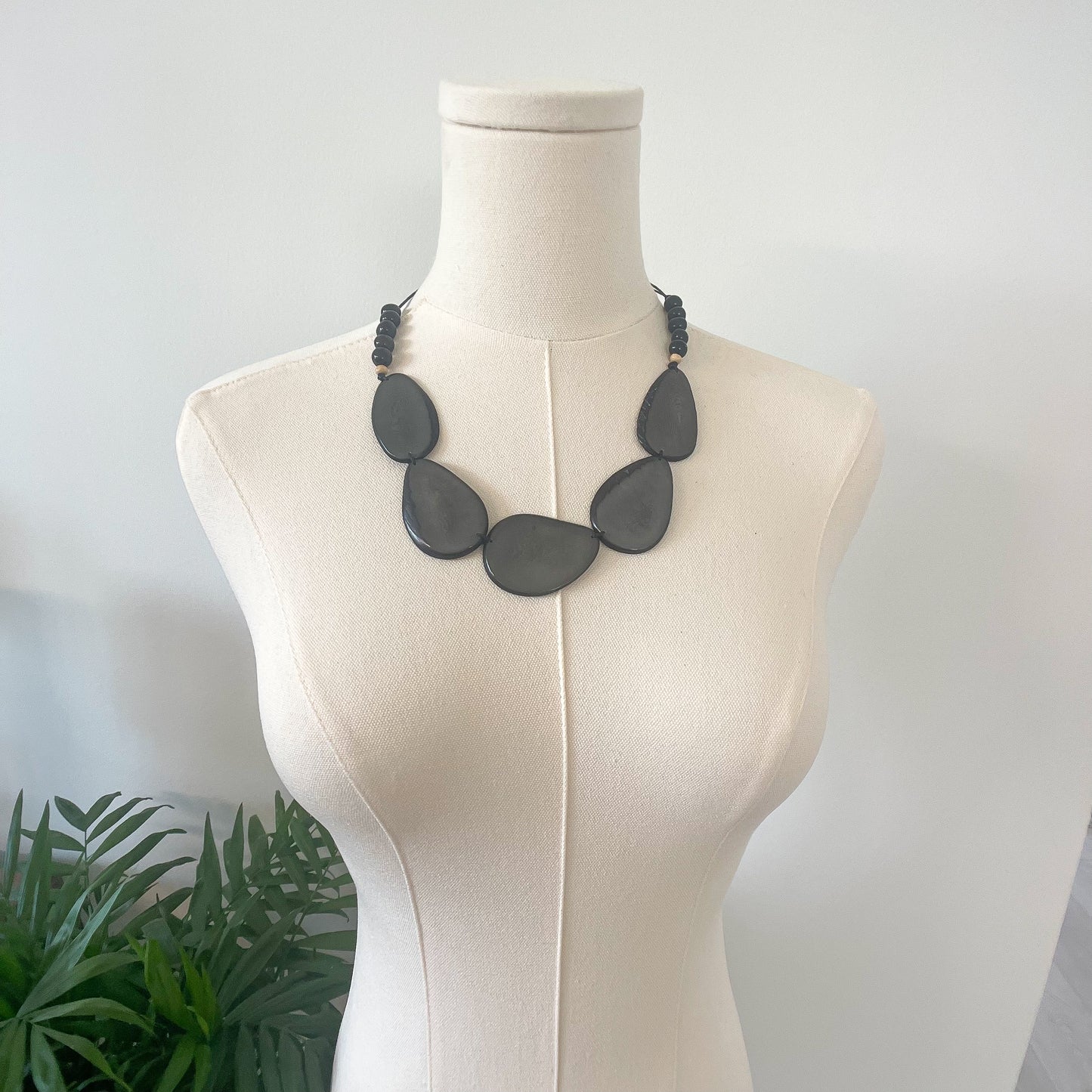 AMY TAGUA NECKLACE