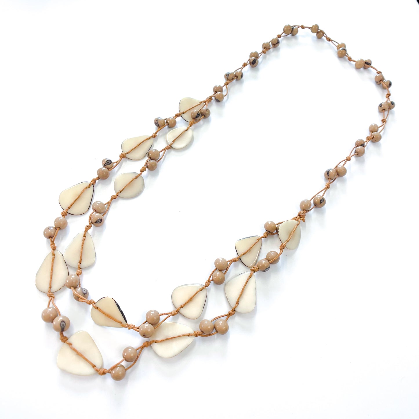 LYSS TAGUA NECKLACE