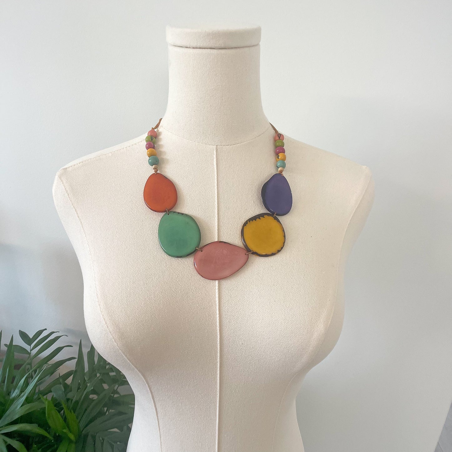 AMY RAINBOW TAGUA NECKLACE