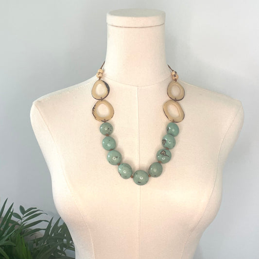 TRIN TAGUA NECKLACE