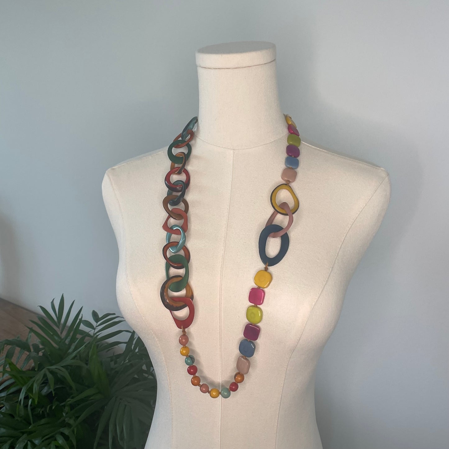 NIA TAGUA NECKLACE